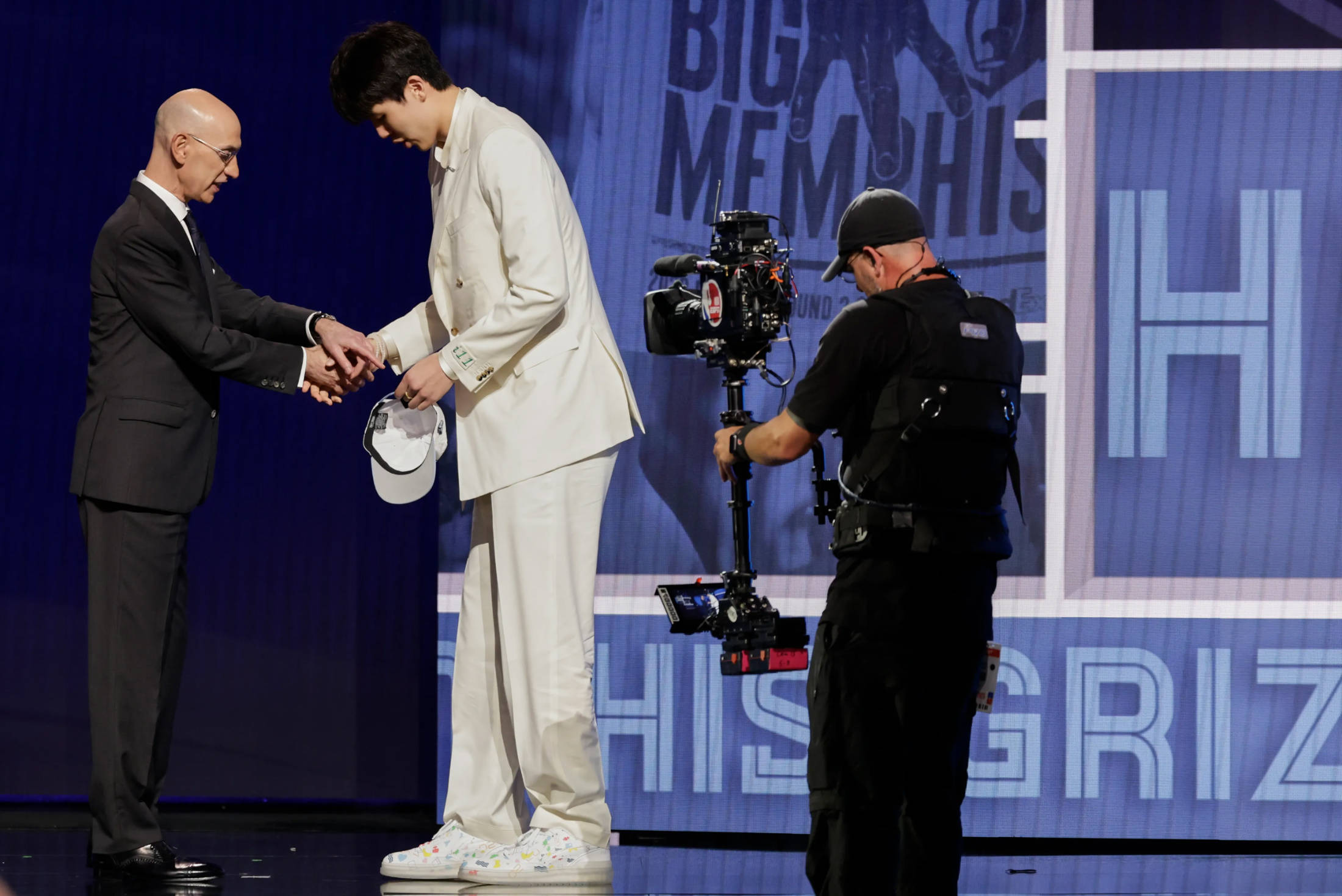 开拓者队主帅突然下课，球队内部氛围恶化的简单介绍