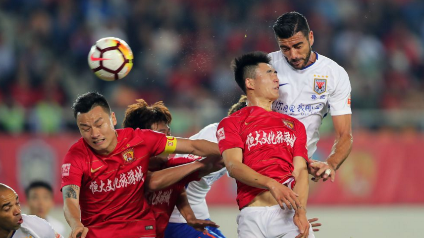 广州恒大主场胜平山东鲁能，稳住积分榜