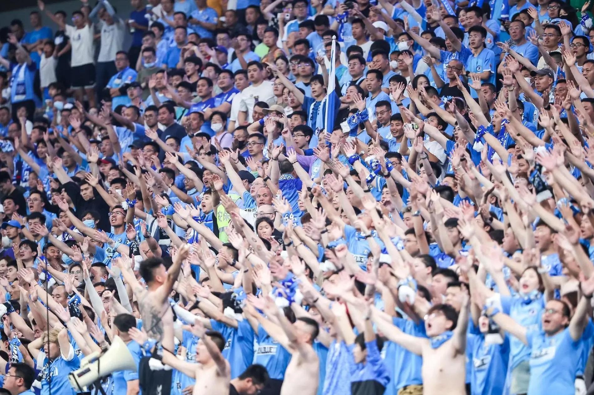 战火升腾！中超球队赛场上屡建奇功，力夺决赛的简单介绍