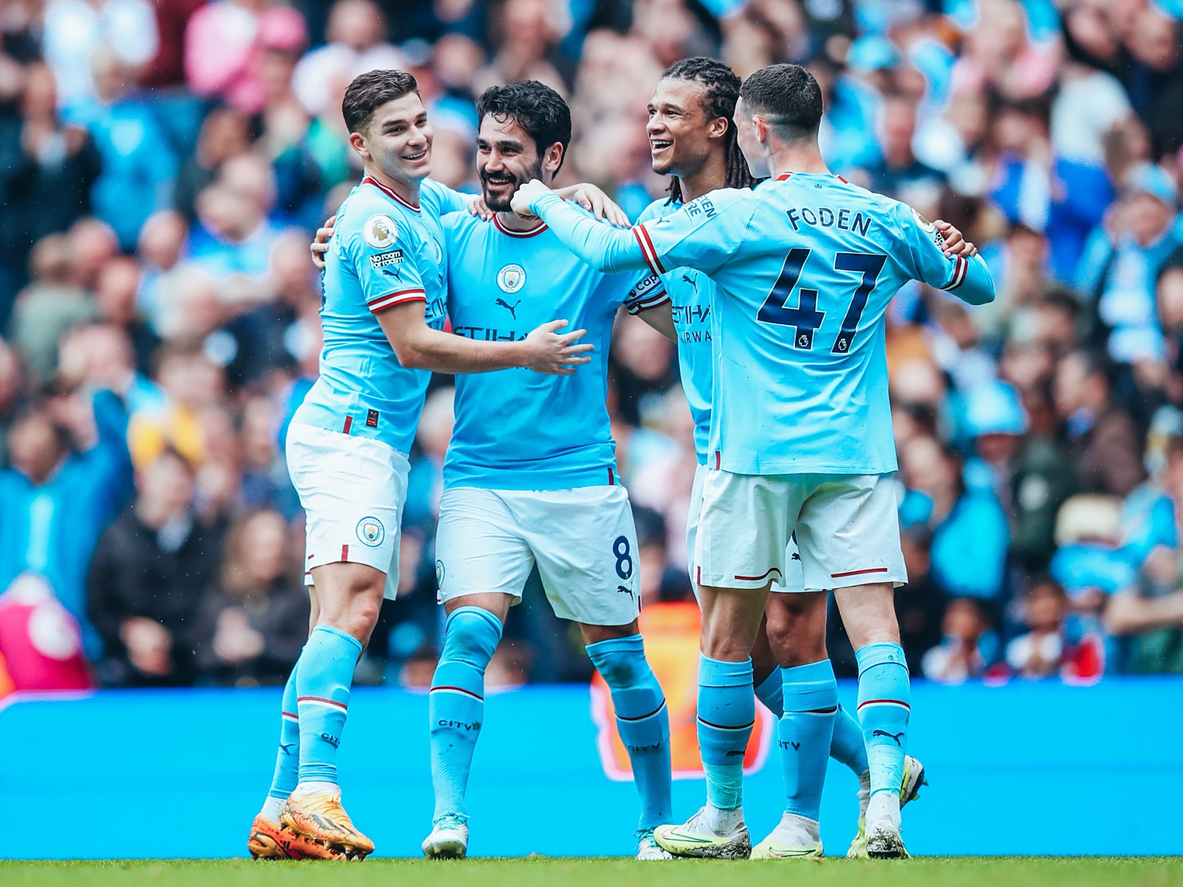 关于利兹联迎战曼城，双方实力几何？的信息