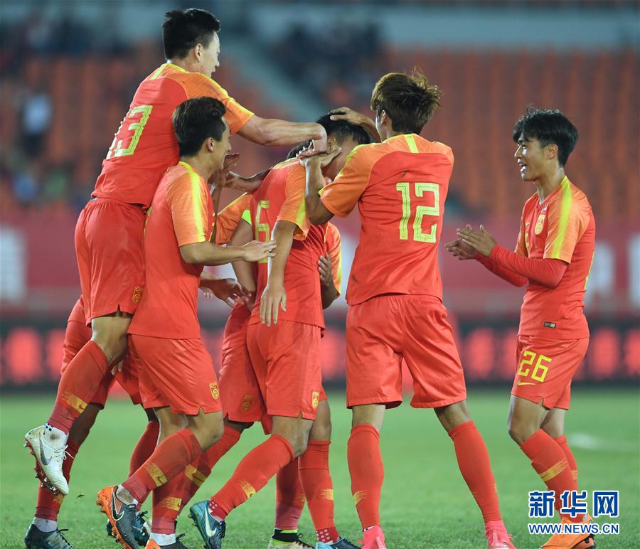 雷火电竞简介-老挝篮球队获得国际大赛亚军