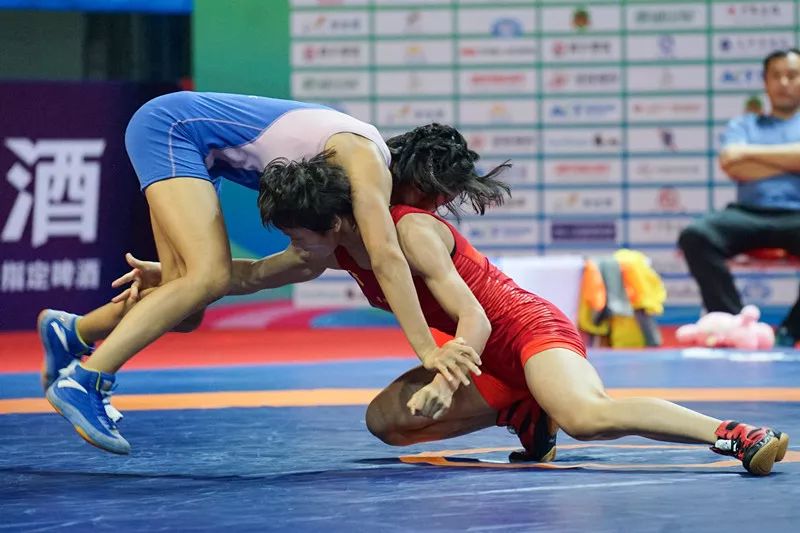 郑州队奋勇拼搏,成功闯关夺胜的简单介绍 郑州队奋勇拼搏,成功闯关夺胜的简单介绍