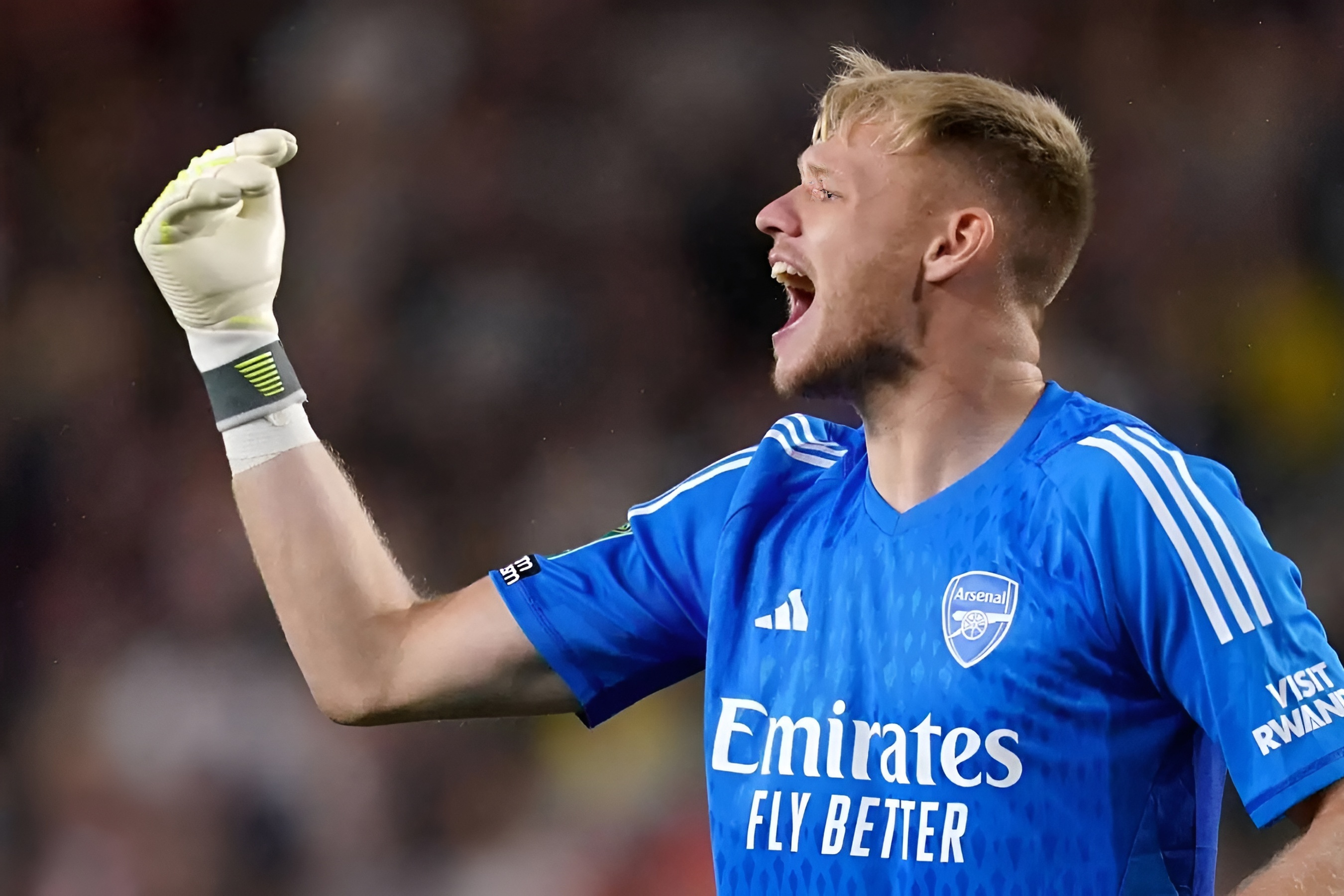 切尔西门将神勇扑救，守住球门不失门将荣誉的简单介绍