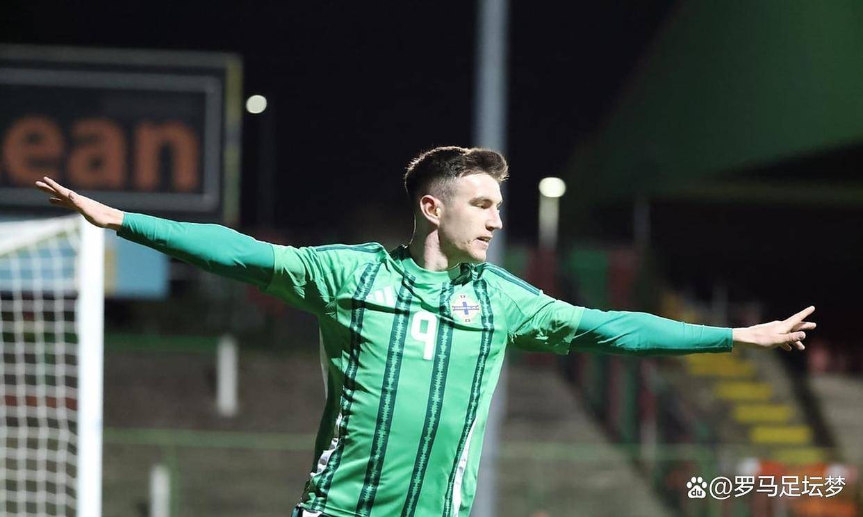 马耳他球员在比赛中表现出色 马耳他球员在比赛中表现出色
