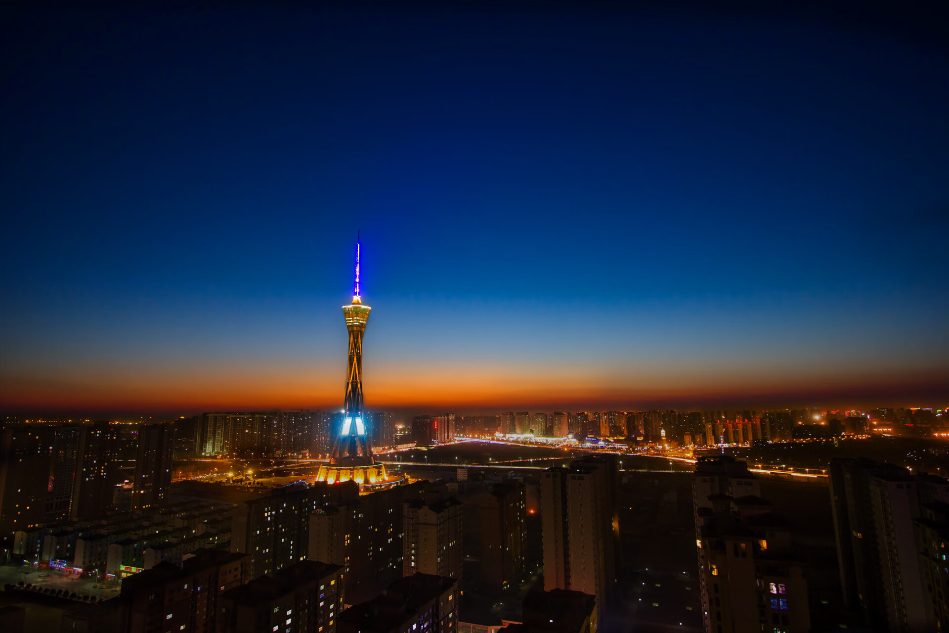 当约基奇空降CBA总决赛,广东队在篮球魔术师加持下的惊天逆转