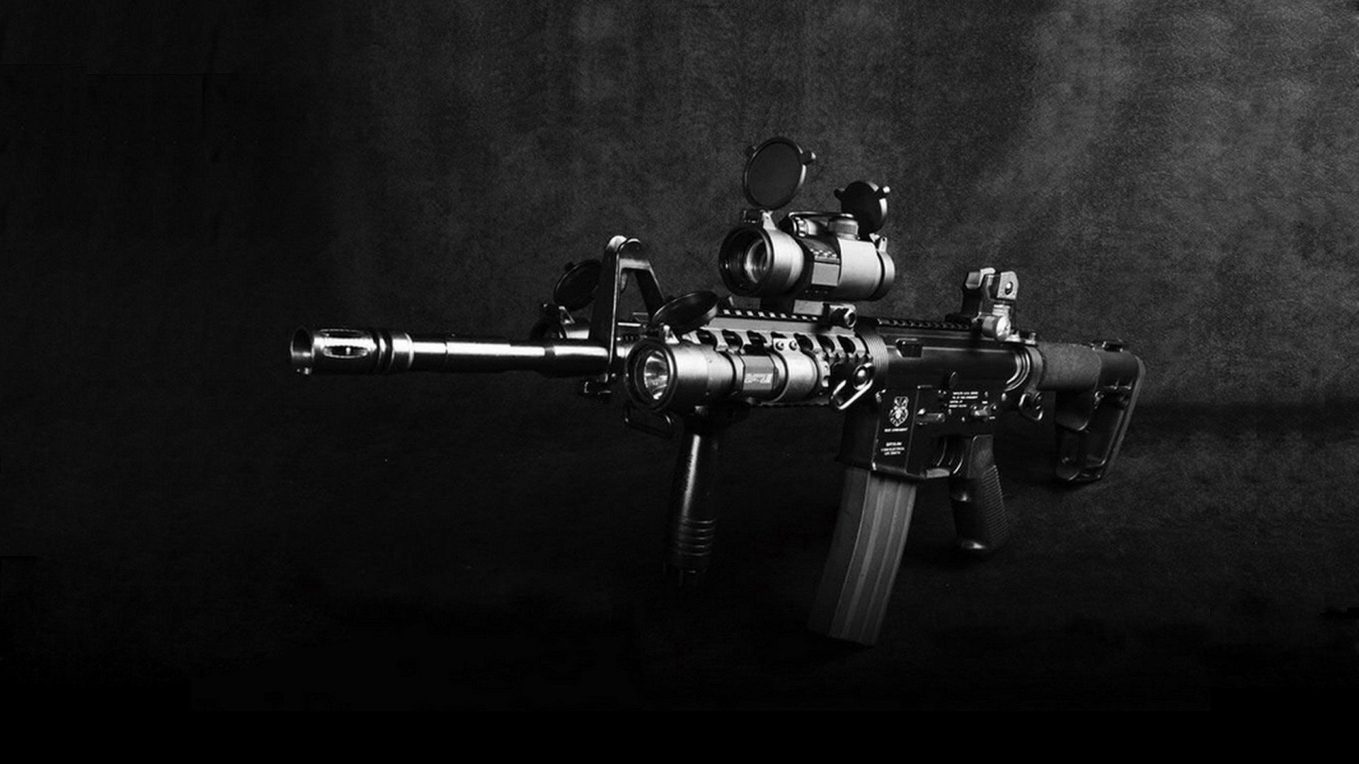 双月同天，当欧冠的静默遇见勇士的枪声