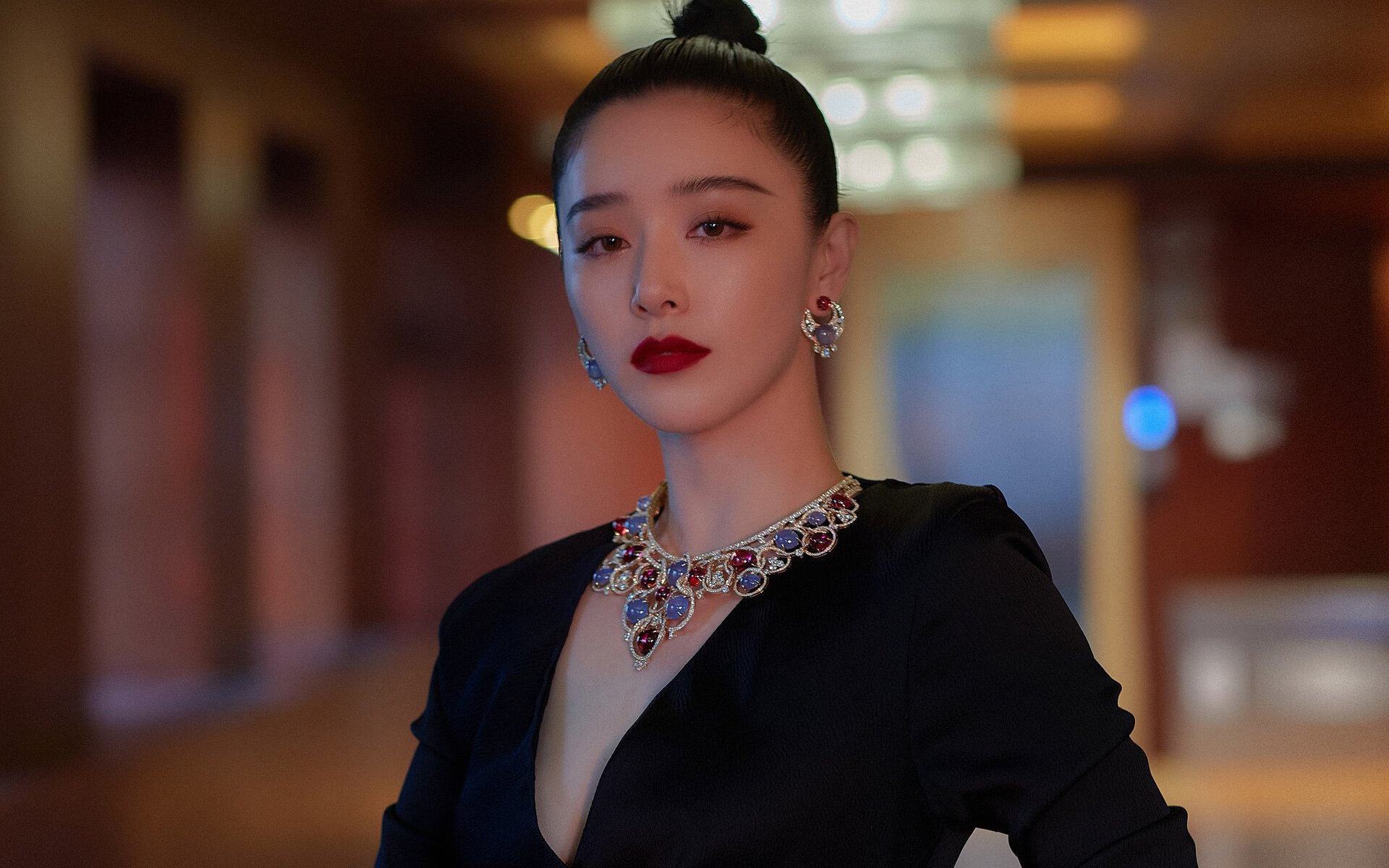 一杆清台！阿坎吉神灯点亮，哥伦比亚波涛淹没夜蓝色